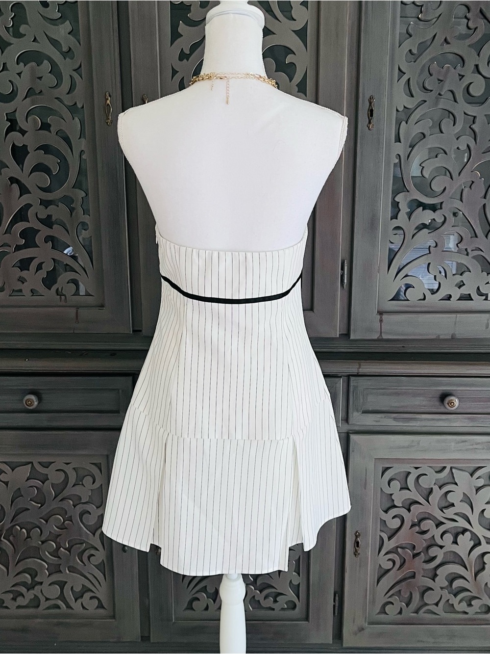 NWT More to Come white pinstriped strapless dress with bow M - Picture 4 of 15